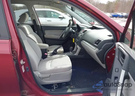 2015 Subaru Forester 2.5I Premium z USA, uszkodzony, nr VIN JF2SJADC3FH589251